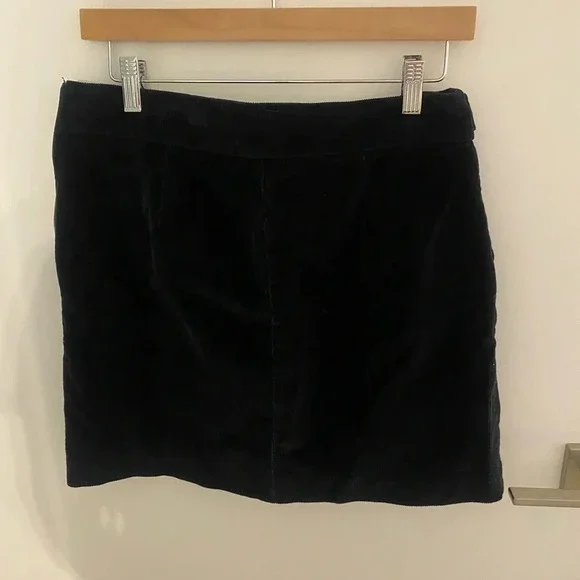 Banana republic skirt - Picture 3 of 3